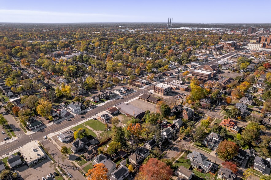 More Photos Of , Lansing Unknown For Sale