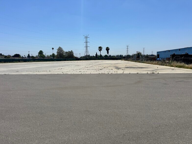 More Photos Of 9701 Bluff Rd, Downey Land For Sale