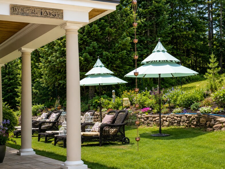 More Photos Of 15 West St, Lake George Hospitality For Sale