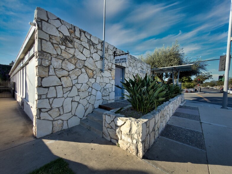 More Photos Of 1126 N Flower St, Santa Ana Medical For Sale