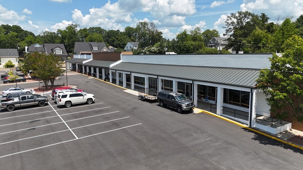 More Photos Of 415 Rome St, Carrollton Unknown For Lease