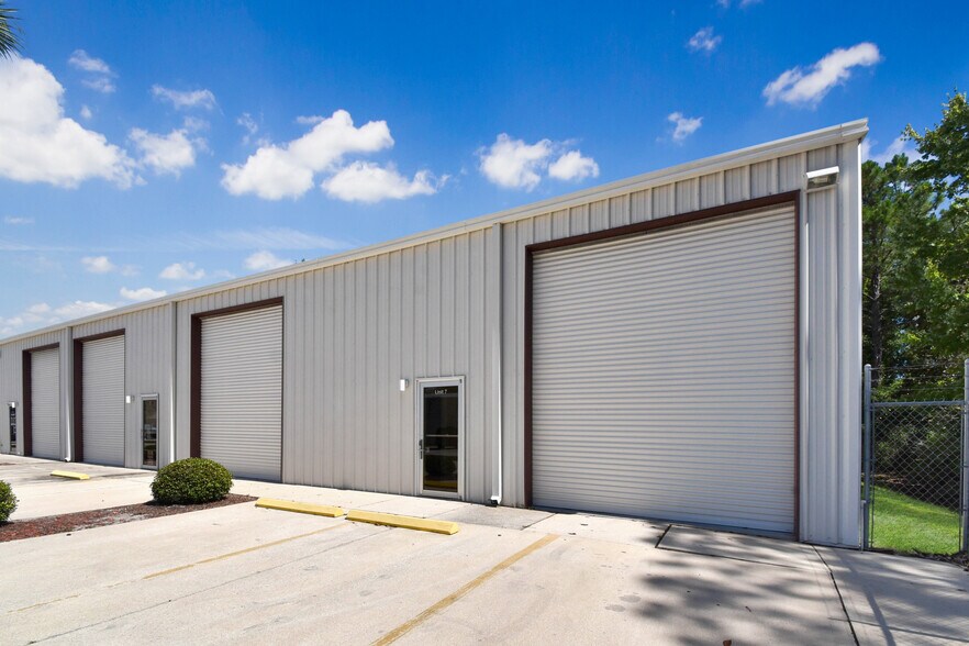More Photos Of 200 Waler Way, Saint Augustine Warehouse For Lease