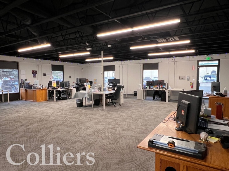 More Photos Of 1604-1622 E Fargo Ave, Nampa Warehouse For Sale