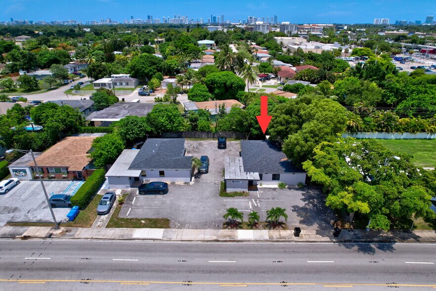 More Photos Of 16811 NE 6th Ave, Miami Office For Sale