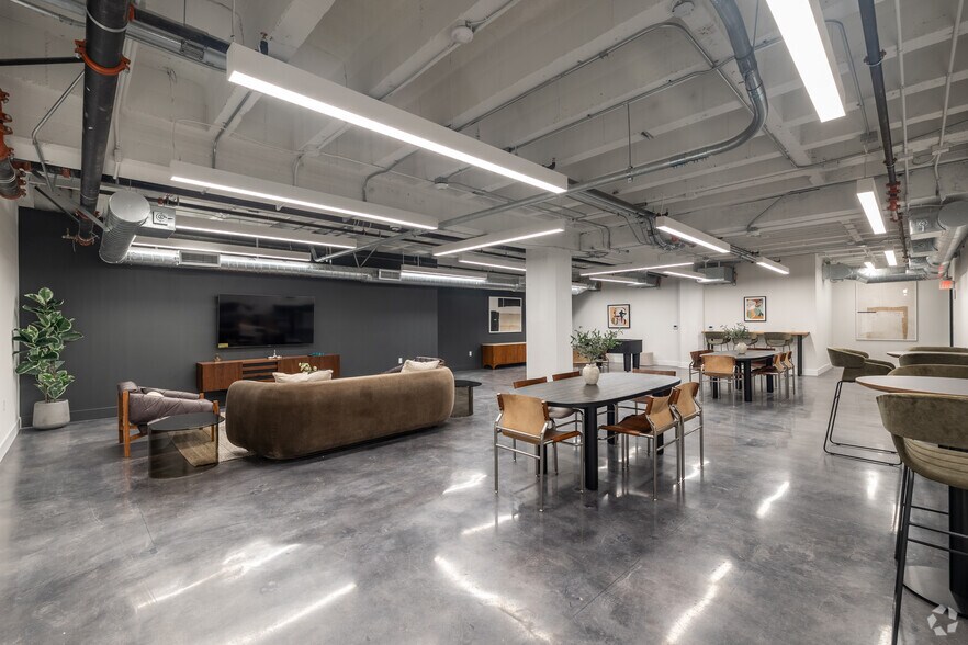 More Photos Of 800-808 S Western Ave, Los Angeles Multifamily For Sale