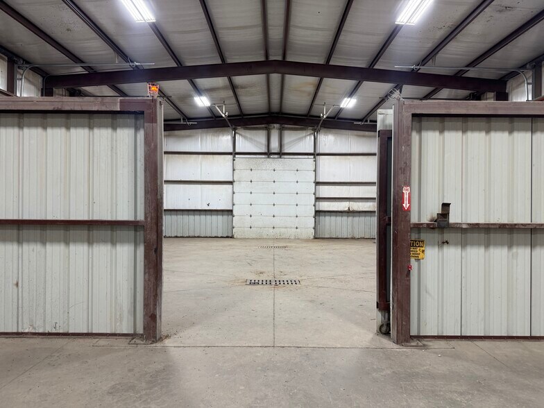 More Photos Of 5910 N FM 1788, Midland Warehouse For Lease