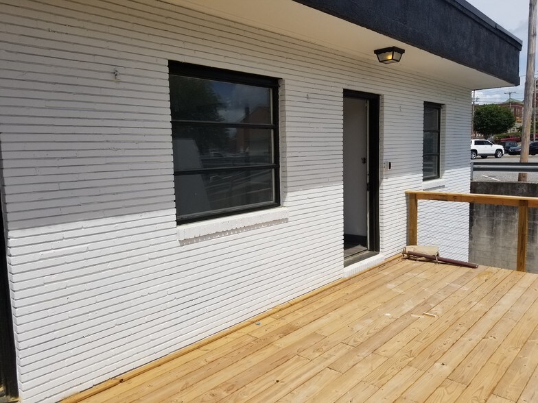 More Photos Of 318 S South St, Gastonia Office For Lease