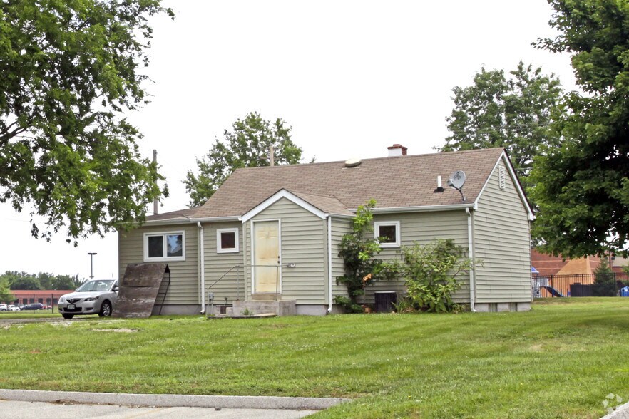 More Photos Of 4532 Central School Rd, Saint Charles Office For Lease