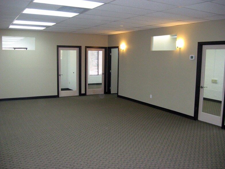 More Photos Of 2302 E Speedway Blvd, Tucson Medical For Lease