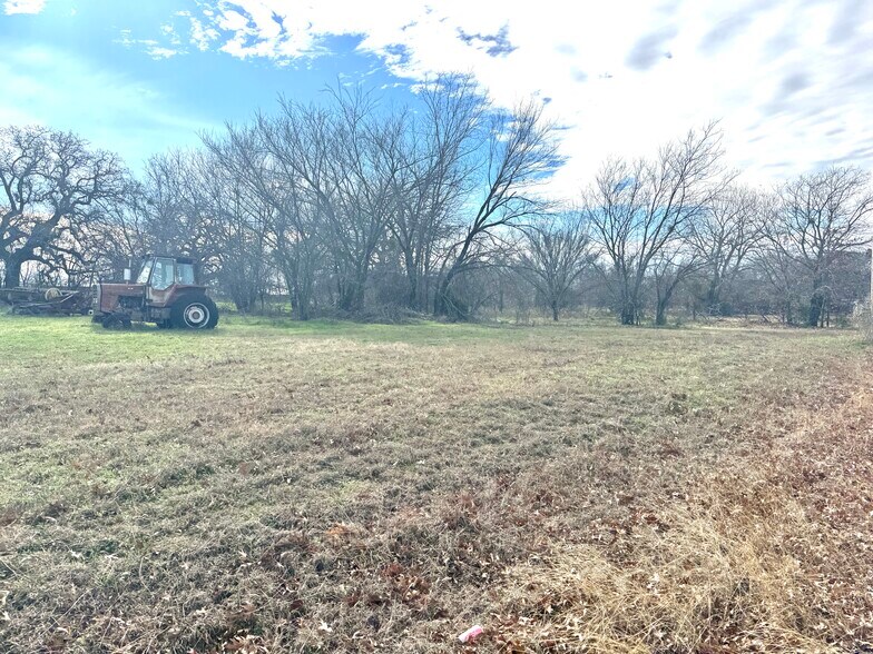 More Photos Of 108 N Agnew St, Boyd Land For Sale