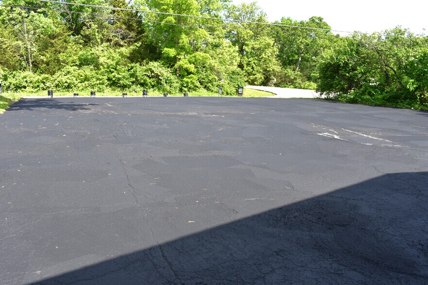 More Photos Of 1333 W Outer 21 Rd, Arnold Medical For Sale