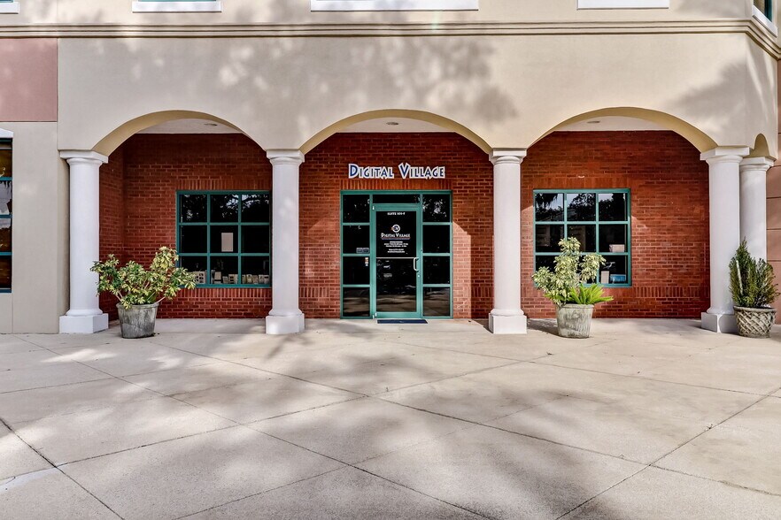 More Photos Of 961687 Gateway Blvd, Fernandina Beach Medical For Sale