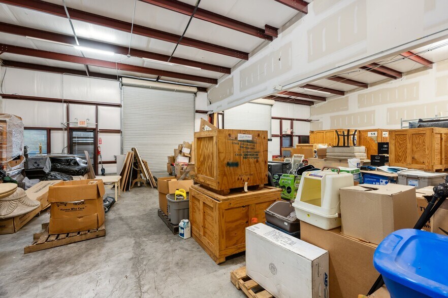 More Photos Of 18920 Freeport Dr, Montgomery Industrial For Sale