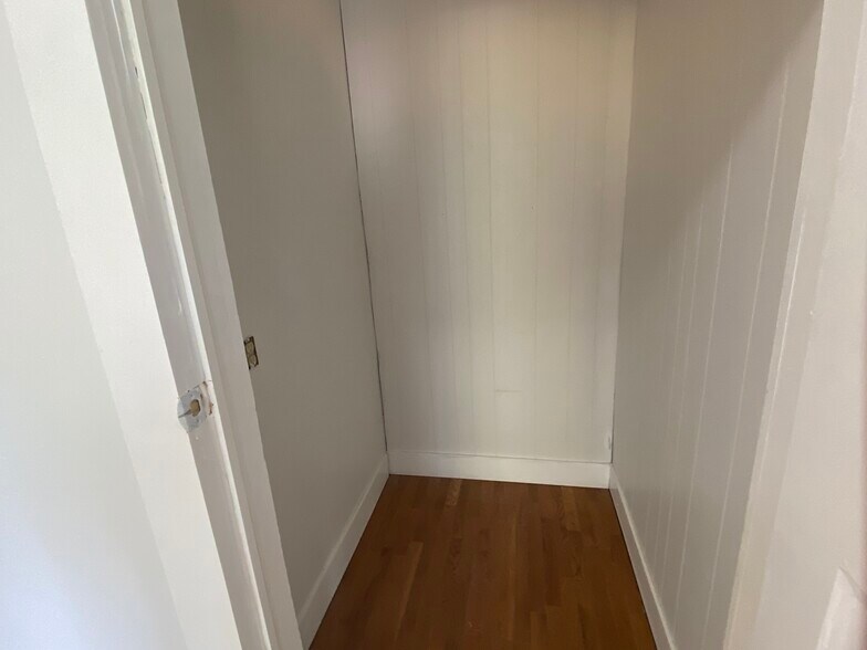 More Photos Of 105 Willowbrook Rd, South Abington Office Residential For Lease