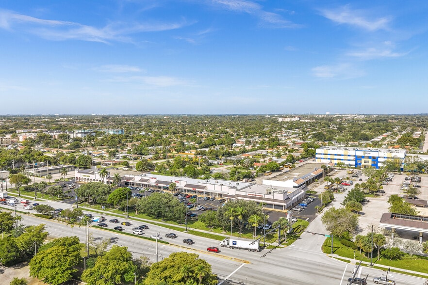 More Photos Of 4455-4485 N State Road 7, Lauderdale Lakes General Retail For Lease