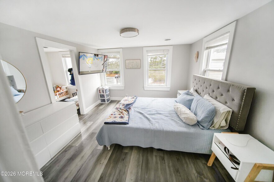 More Photos Of 79 Throckmorton St, Freehold Apartments For Sale