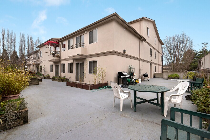 More Photos Of 41 Dravus St, Seattle Apartments For Lease