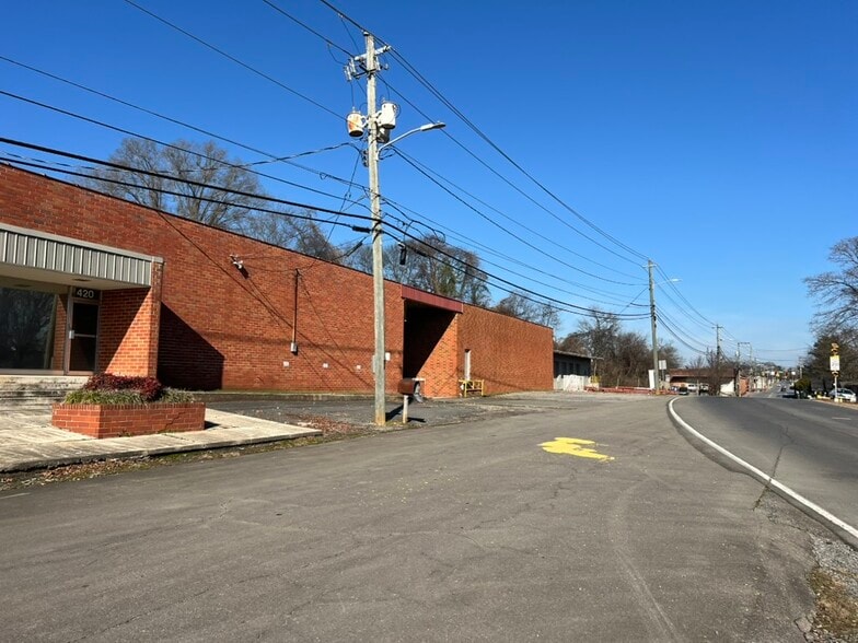 More Photos Of 414 3rd ave, Dalton Warehouse For Sale