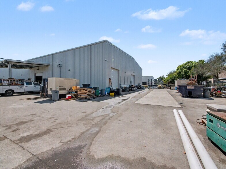 More Photos Of 6861 Garden Rd, Riviera Beach Warehouse For Sale