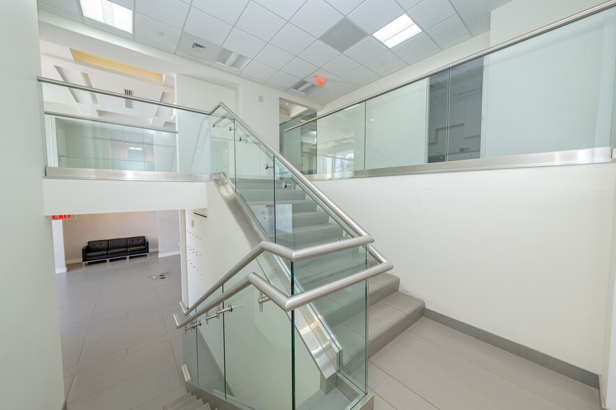 More Photos Of 3000-3004 SW 2nd Ave, Fort Lauderdale Unknown For Lease