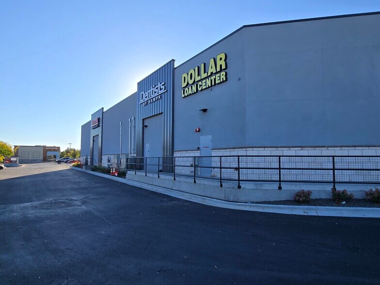 More Photos Of 1255 N Happy Valley Rd, Nampa Restaurant For Sale