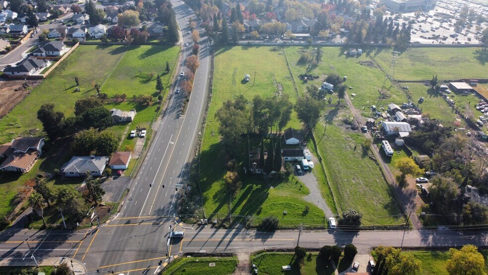 More Photos Of 8016 Stevenson Ave, Sacramento Land For Sale