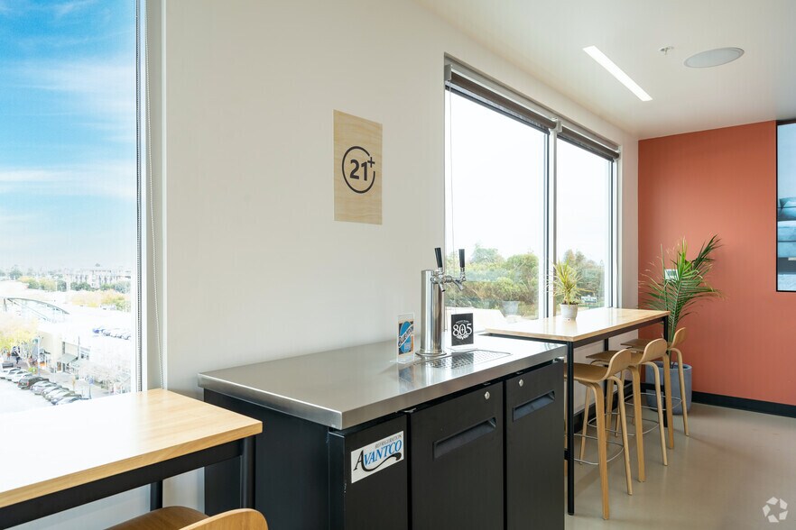 More Photos Of 4 W 4th Ave, San Mateo Coworking Space