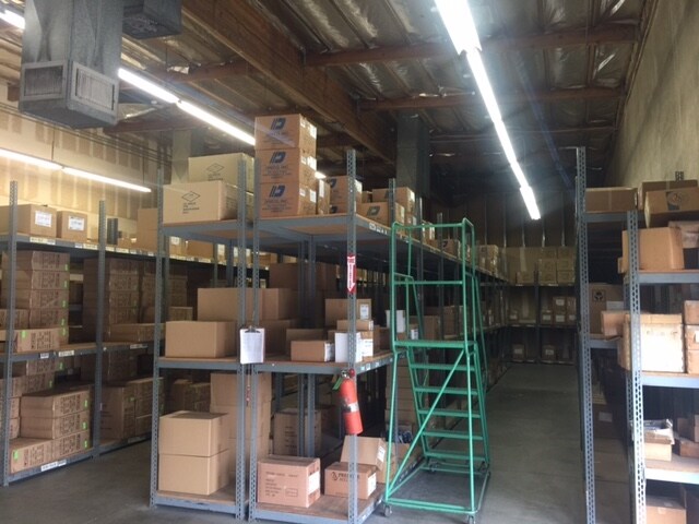More Photos Of 8626 Wilbur Ave, Northridge Warehouse For Lease