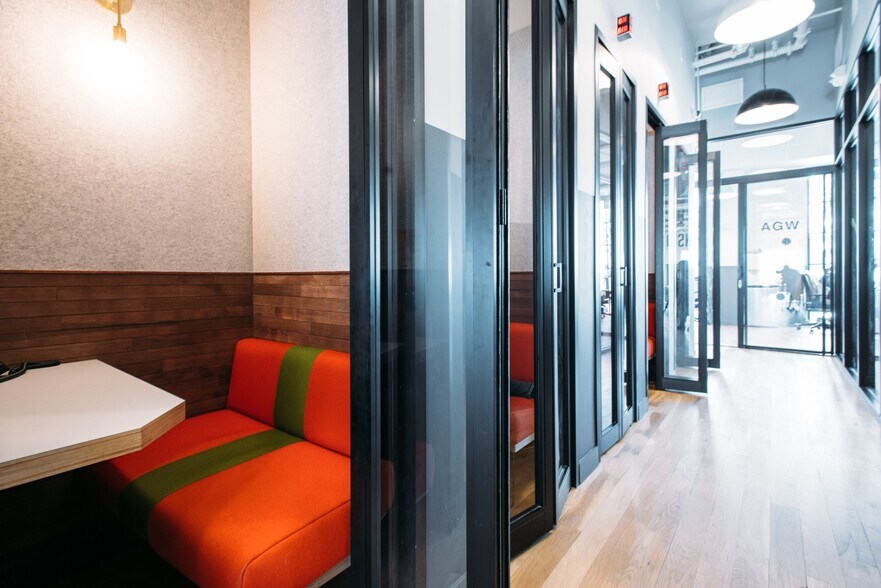 More Photos Of 242 Bedford Ave, Brooklyn Coworking Space