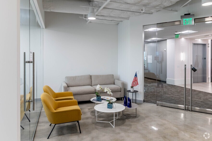 More Photos Of 1000 S Pine Island Rd, Plantation Unknown For Lease