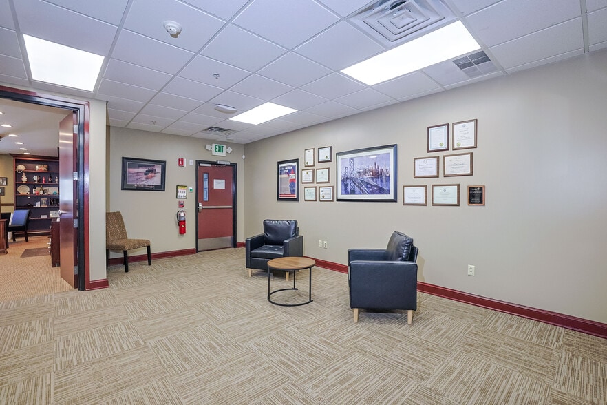 More Photos Of 36 Cottage St, Poughkeepsie Warehouse For Sale