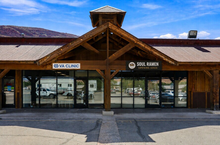 More Photos Of 702 S Main St, Moab General Retail For Sale