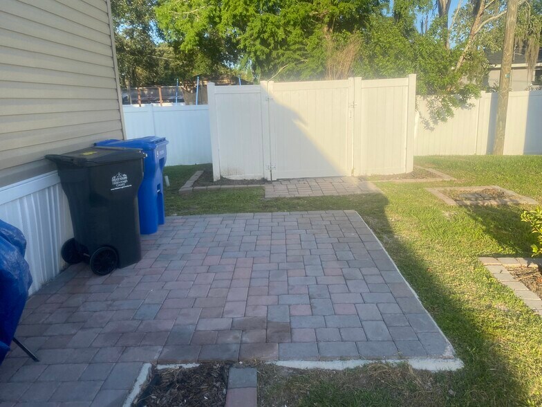 More Photos Of 8035 Gardner Rd, Tampa Manufactured Housing Mobile Home Park For Sale