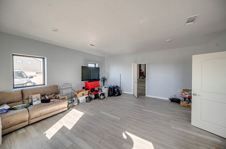 More Photos Of 1850 N FM 866, Odessa Warehouse For Sale