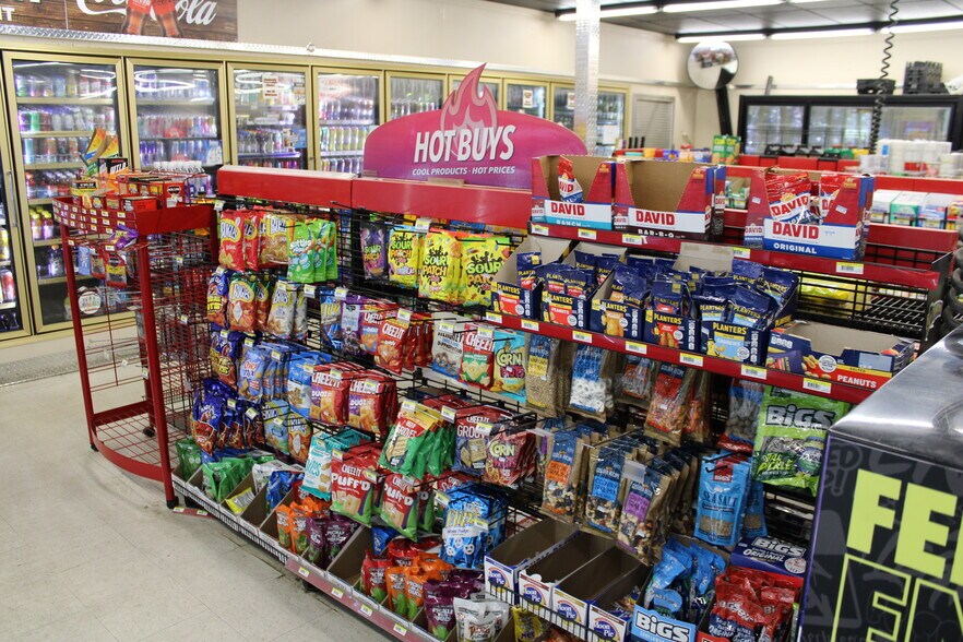 More Photos Of 4362 Government Blvd, Mobile Convenience Store For Sale