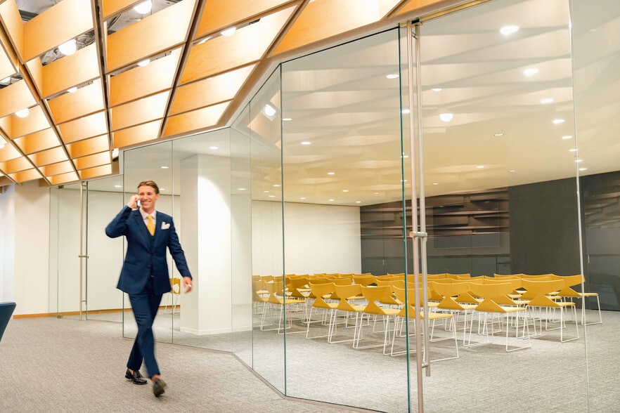 More Photos Of 1919 Pennsylvania Ave NW, Washington Office For Sale