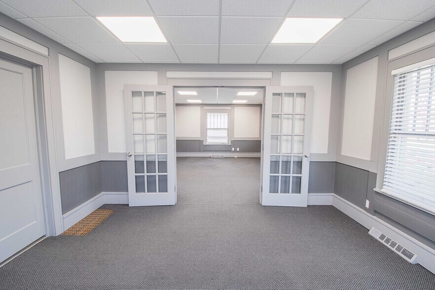 More Photos Of 8419 Cleveland Ave NW, North Canton Office Residential For Sale