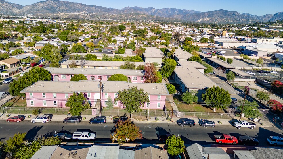 More Photos Of 10560 Haddon Ave, Pacoima Apartments For Sale