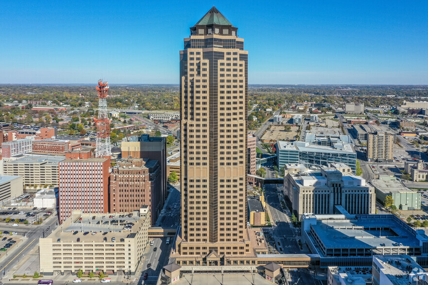 Primary Photo Of 801 Grand Ave, Des Moines Office For Lease