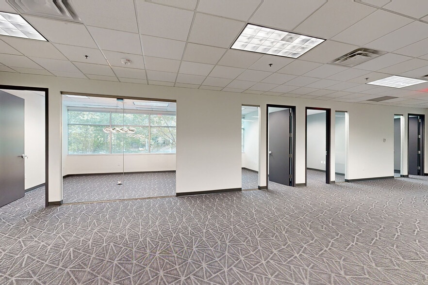 More Photos Of 4555 Mansell Rd, Alpharetta Office For Lease