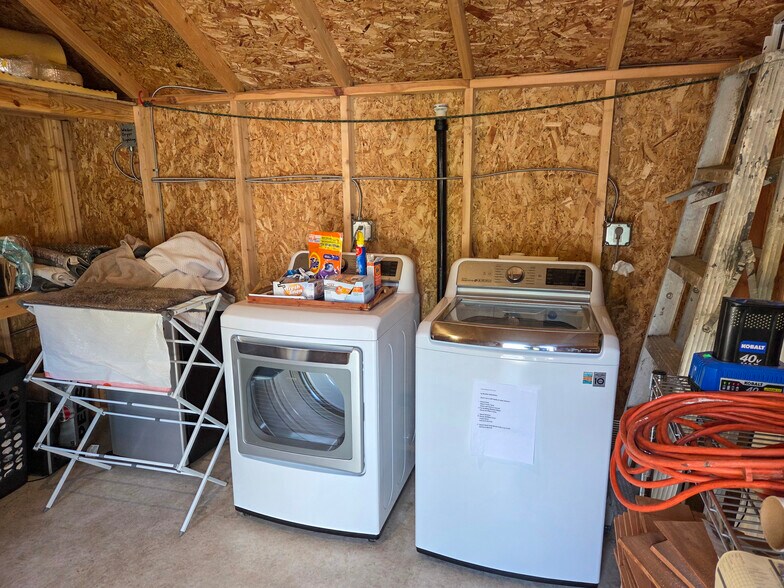 More Photos Of 150 W 8th St, Santa Rosa Apartments For Sale