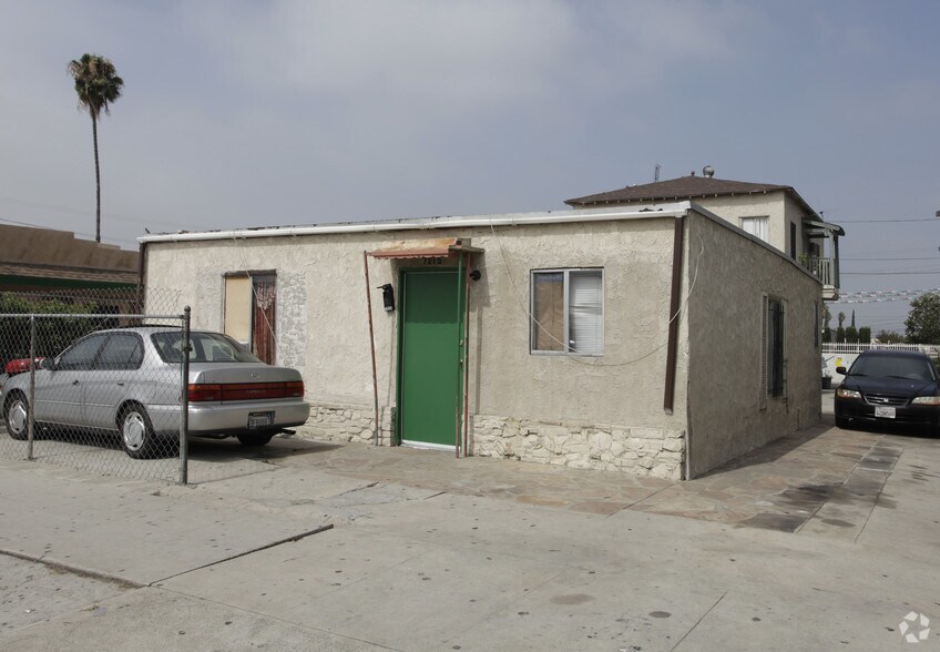 More Photos Of 11329 Sherman Way, Sun Valley Apartments For Sale