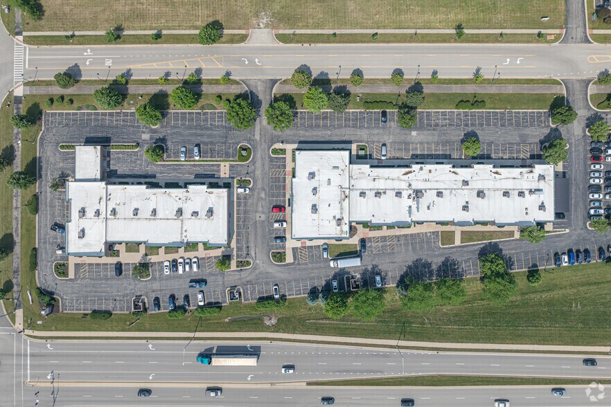 More Photos Of 1023 Station Dr, Oswego Unknown For Lease