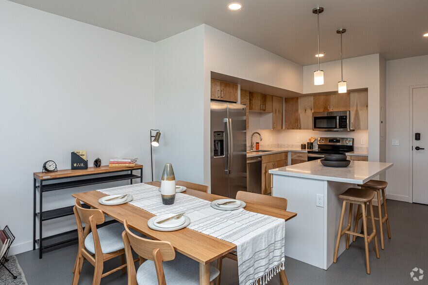 More Photos Of 202 E Emma Ave, Springdale Apartments For Lease