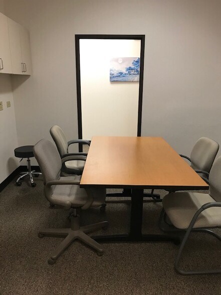 More Photos Of 198 S Coronado Dr, Sierra Vista Medical For Sale