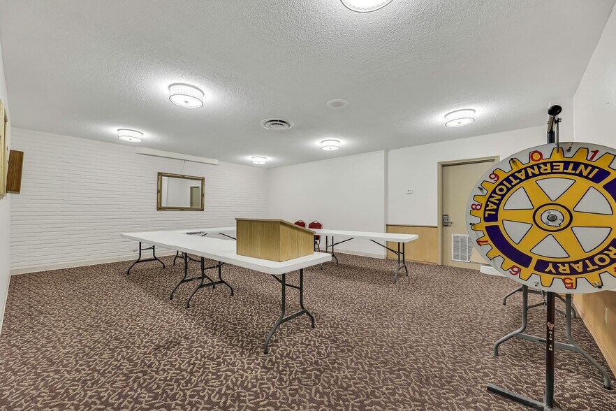 More Photos Of 1903 S Closner Blvd, Edinburg Hotel For Sale