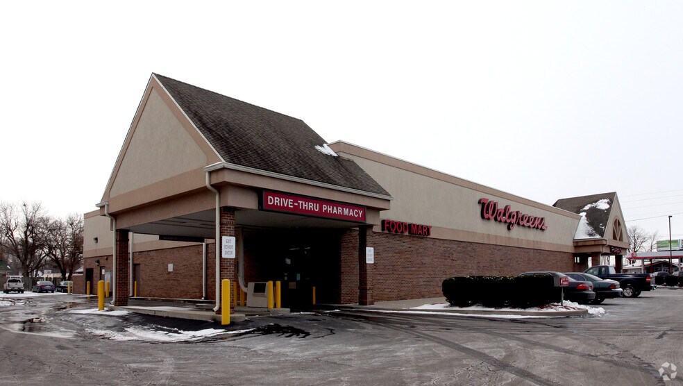 More Photos Of 4001 Madison Ave, Indianapolis Freestanding For Sale