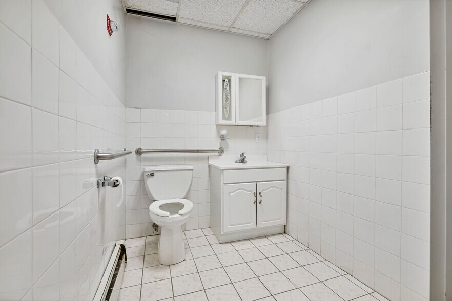 More Photos Of 295 W Route 59, Spring Valley Office Residential For Sale