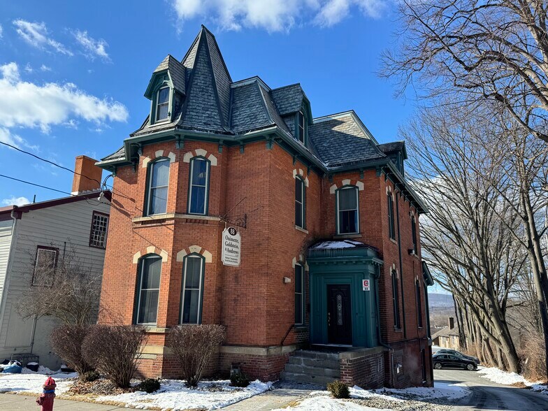 More Photos Of 88 Market St, Poughkeepsie Office Residential For Sale