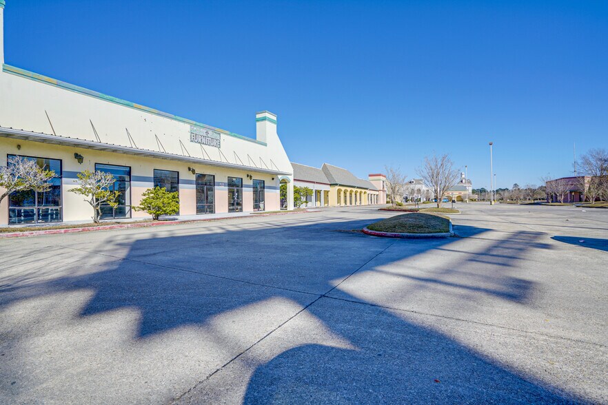 Primary Photo Of 1000 Caruso Blvd, Slidell Storefront For Lease